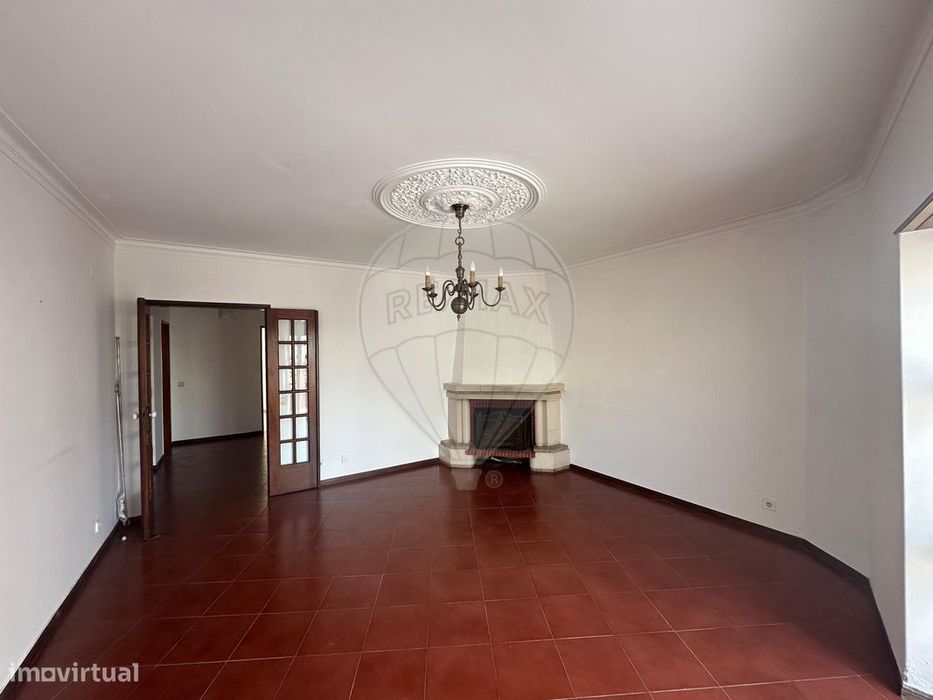 Apartamento T2 para arrendamento