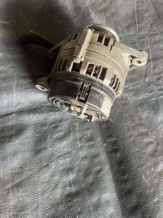 Продам генератор на ваз 2110 - 15