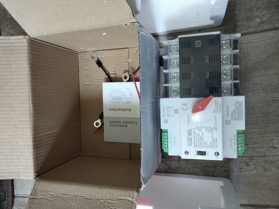 Автоматы ввода резерва разные GEYA 4-полюсний ATS W2R 4P 100A 400V ATS