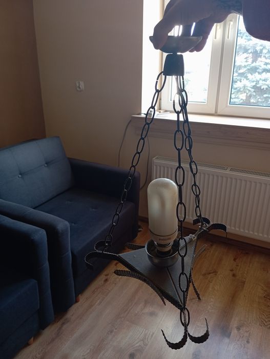 Stara lampa z okresu prl