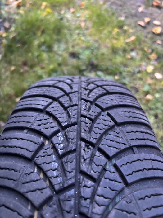 Felgi  stalowe z oponami R15 175/65 Toyota Yaris