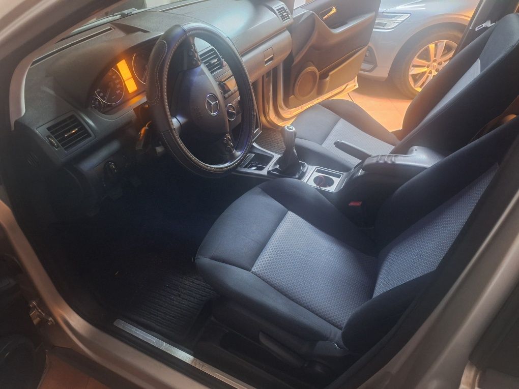 Mercedes A150 (gasolina + GPL)