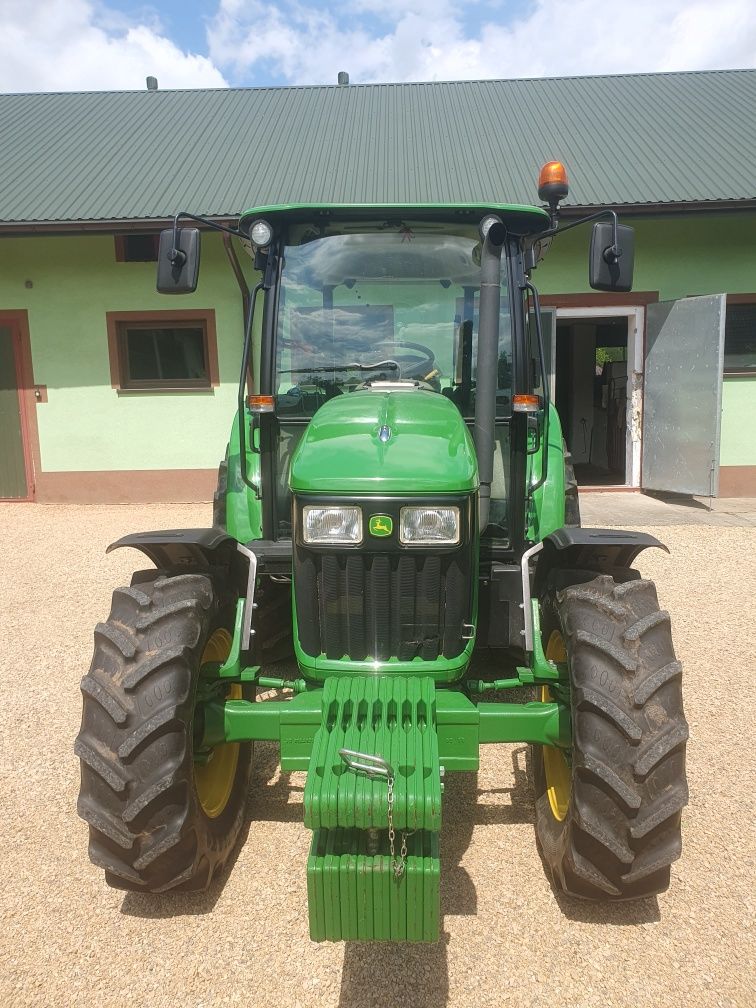 John Deere 5093E