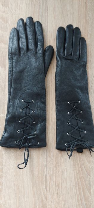 Перчатки ,кожа отличного качества.
Чуть утепленные