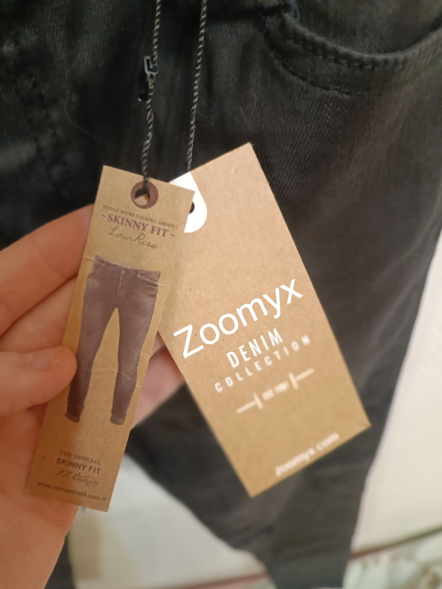 Spodnie nowe z dziurami skinny jeans L M czarne ze sretchem denim