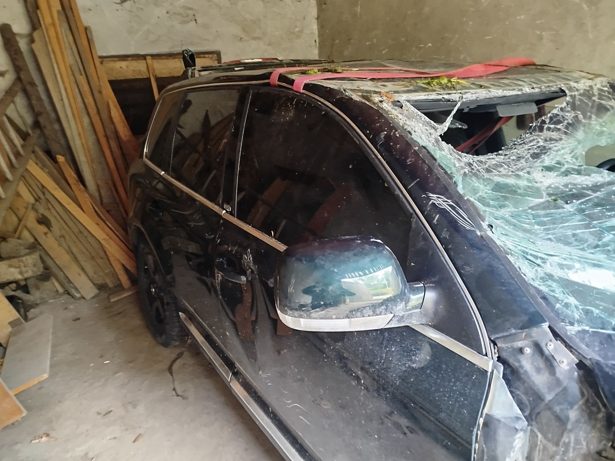 Продам туарек 1 2003 рік