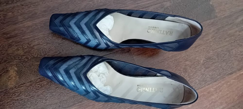 Sapatos de cerimónia em pele