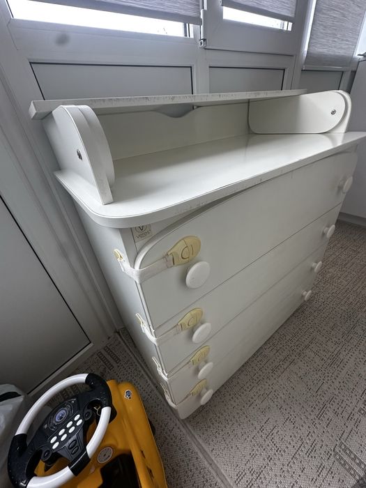 Пеленальний комод для малюка