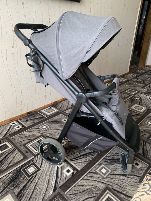 Прогулочная коляска CARRELLO Bravo CRL-8512 модель 2024  світло сіра