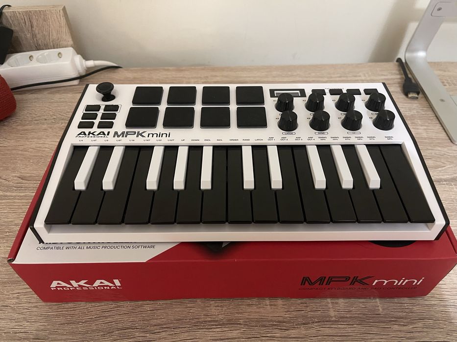 Akai MPK mini MK3