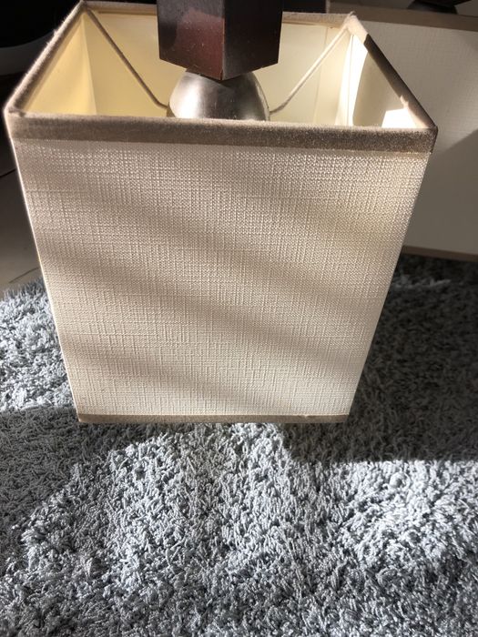 Lampa wisząca. 4 klosze