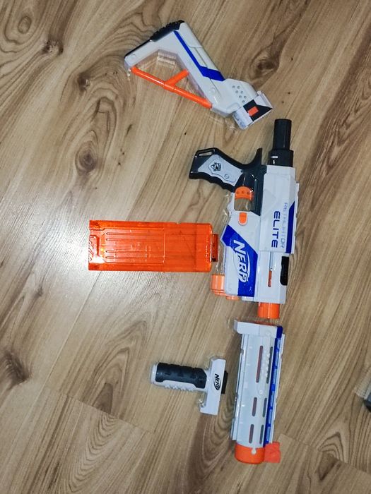 Nerf retaliator elite