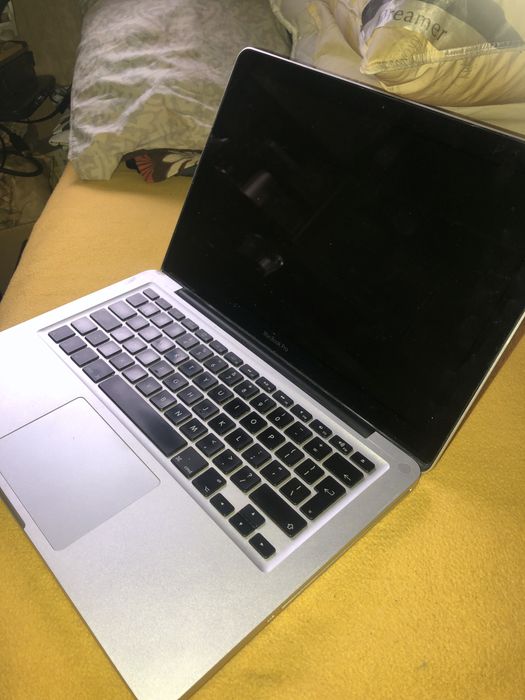 Macbook uszkodzony?sprawny?