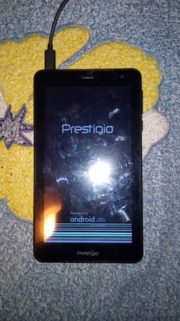 Prestigio seed A7 триснув дисплей