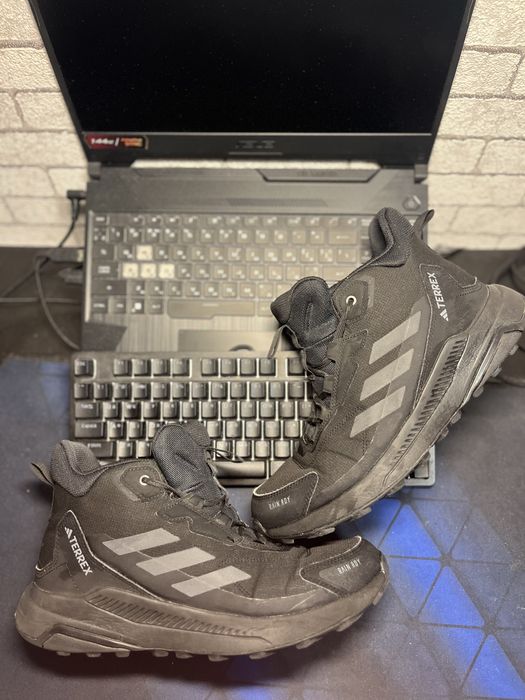 Adidas Terrex.