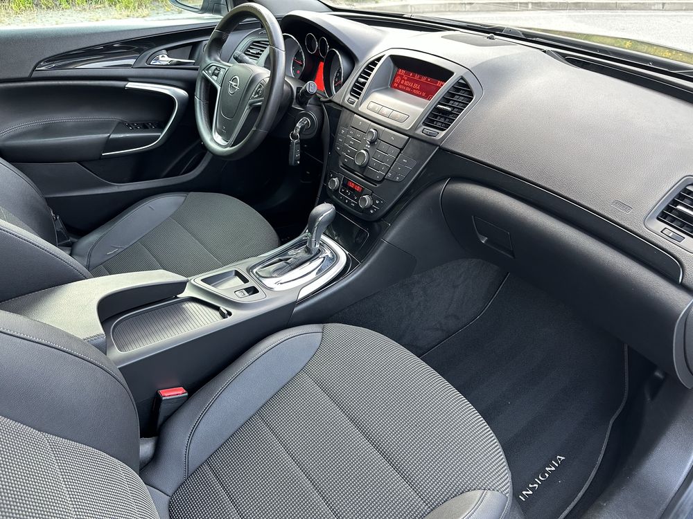 Opel Insignia 2.0 CDTi Auto Nacional