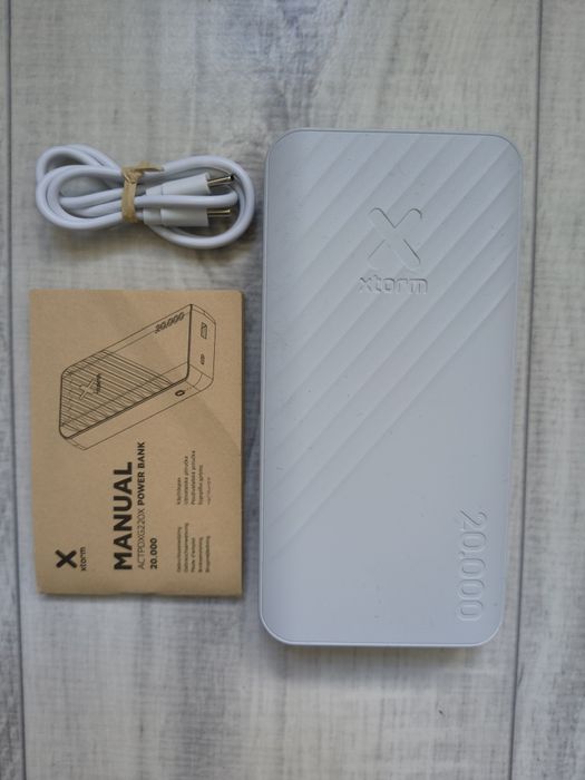 Powerbank 20000mAh z Action. 20W mocy ładowania.