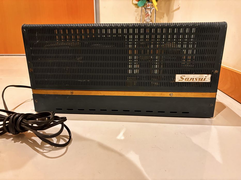 Amplificador Válvulas SANSUI Q-55
