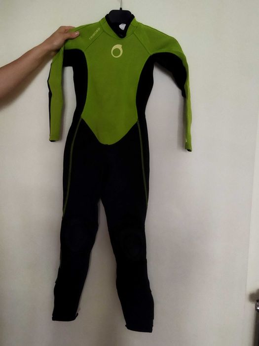 Fato de surf para criança