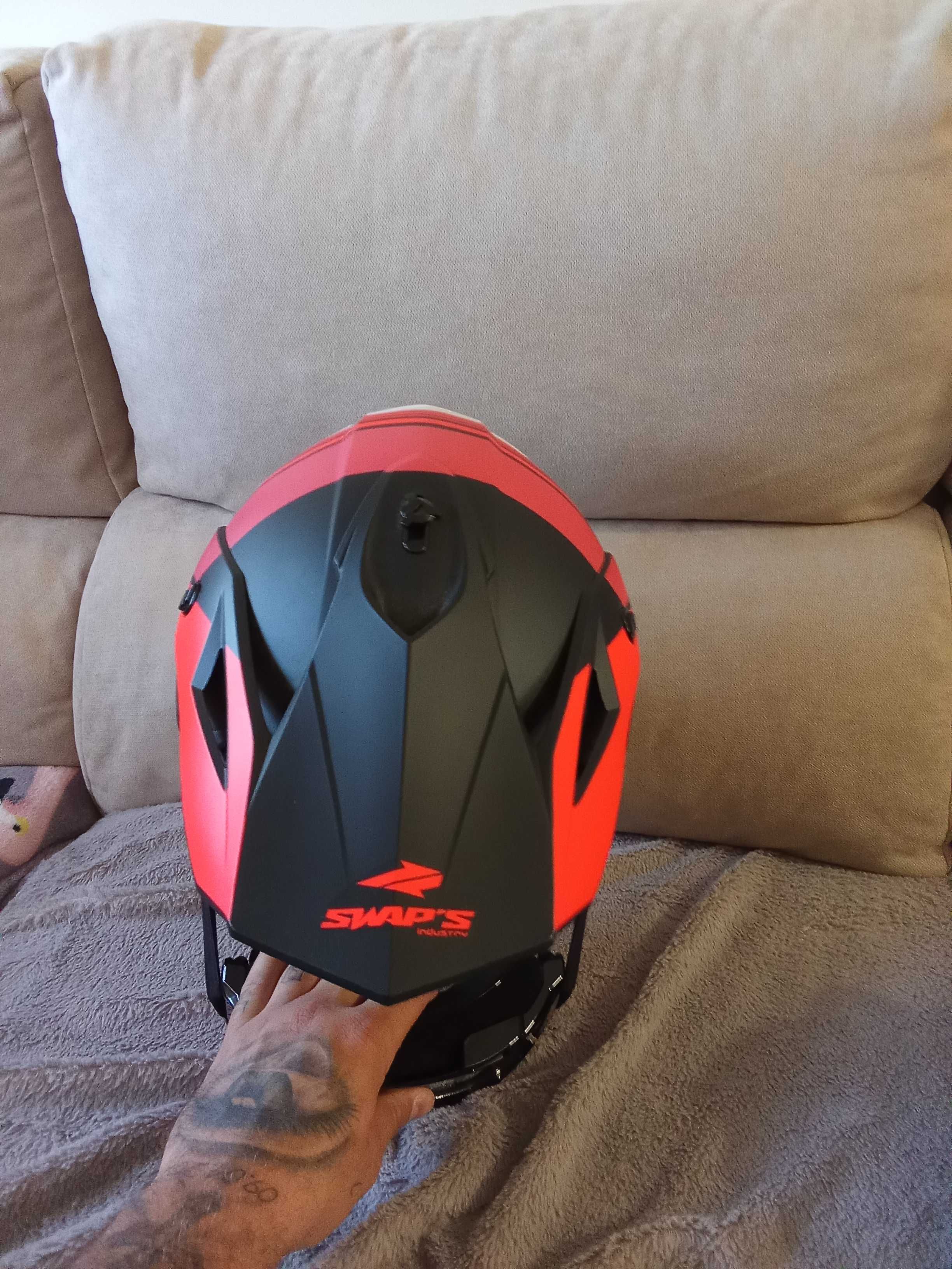 Capacete e óculos motocross