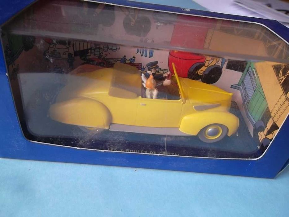 Viaturas/carros do TINTIN - 4 unidades fechadas na caixa original.