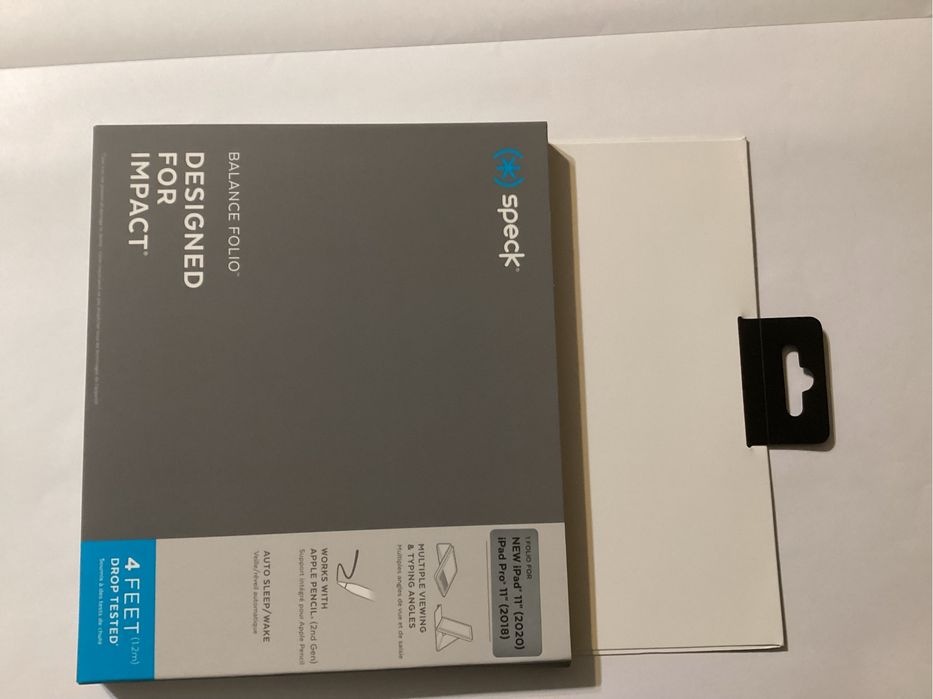 Etui Ipad 11’ Ipad Pro 11’ Speck nowe opis na zdjeciach.