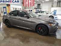 Alfa Romeo Giulia Full! / Okazja! / Dostępne inne auta! / Zaoszczędź do 40 %