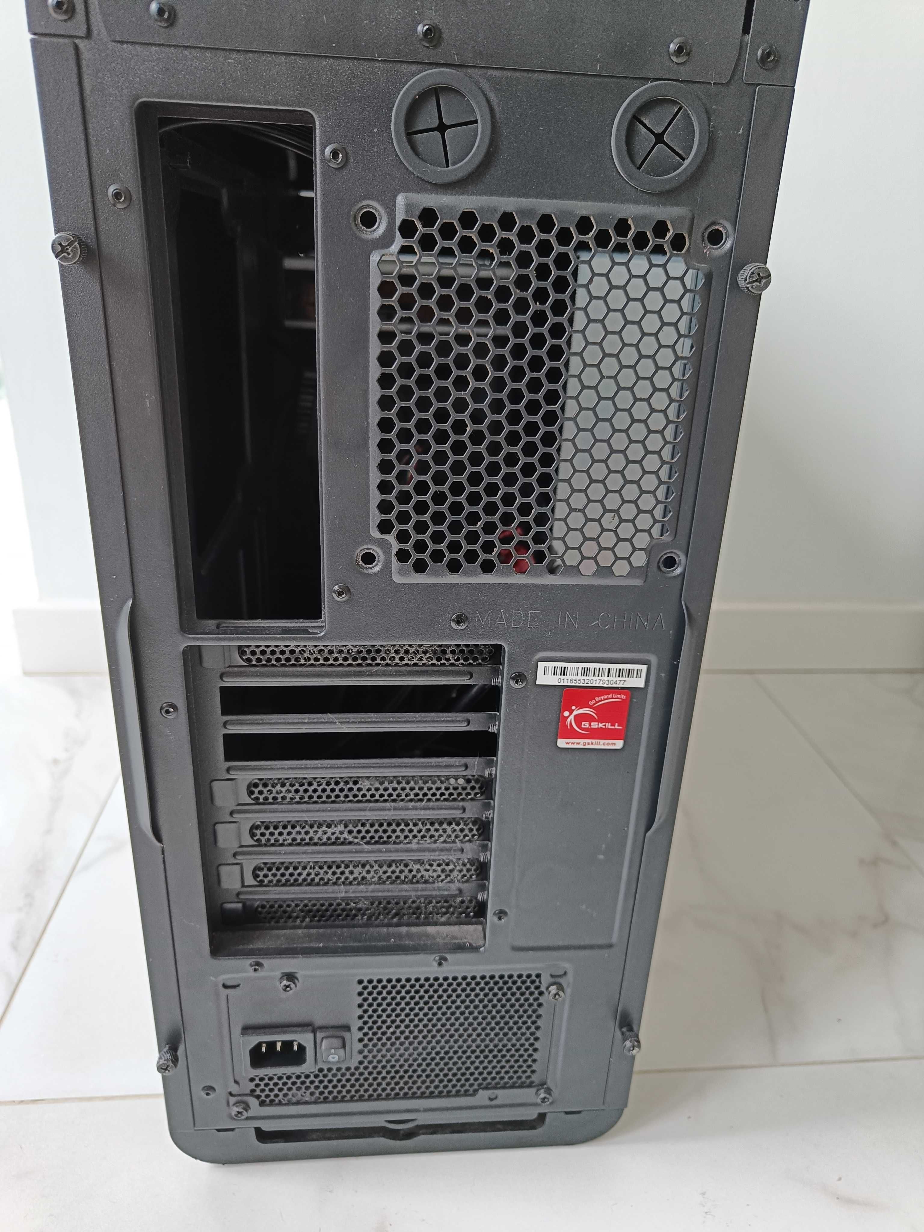 Caixa PC SHARKOON BW9000-V (ATX Mid Tower - Preto)