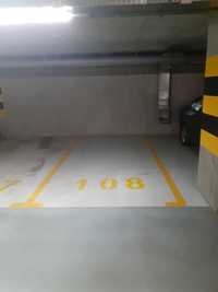 Podziemne miejsce parkingowe przy Przasnyskiej 11A