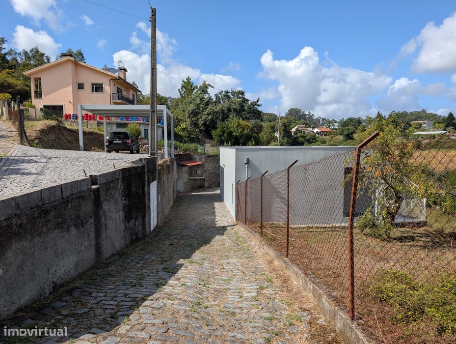 Terreno Misto em Vilaça – 1.100 m²