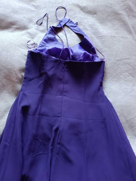 Sukienka balowa długa wyszywana