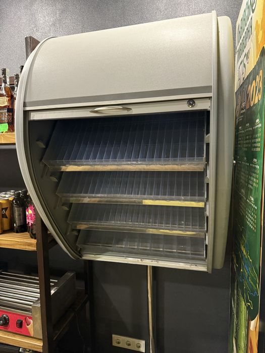 Сигатетний бокс, вітрина для сигарет