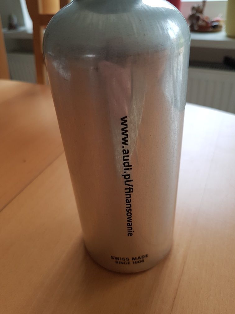 Butelka SIGG traveller 0.6 alu z logo audii