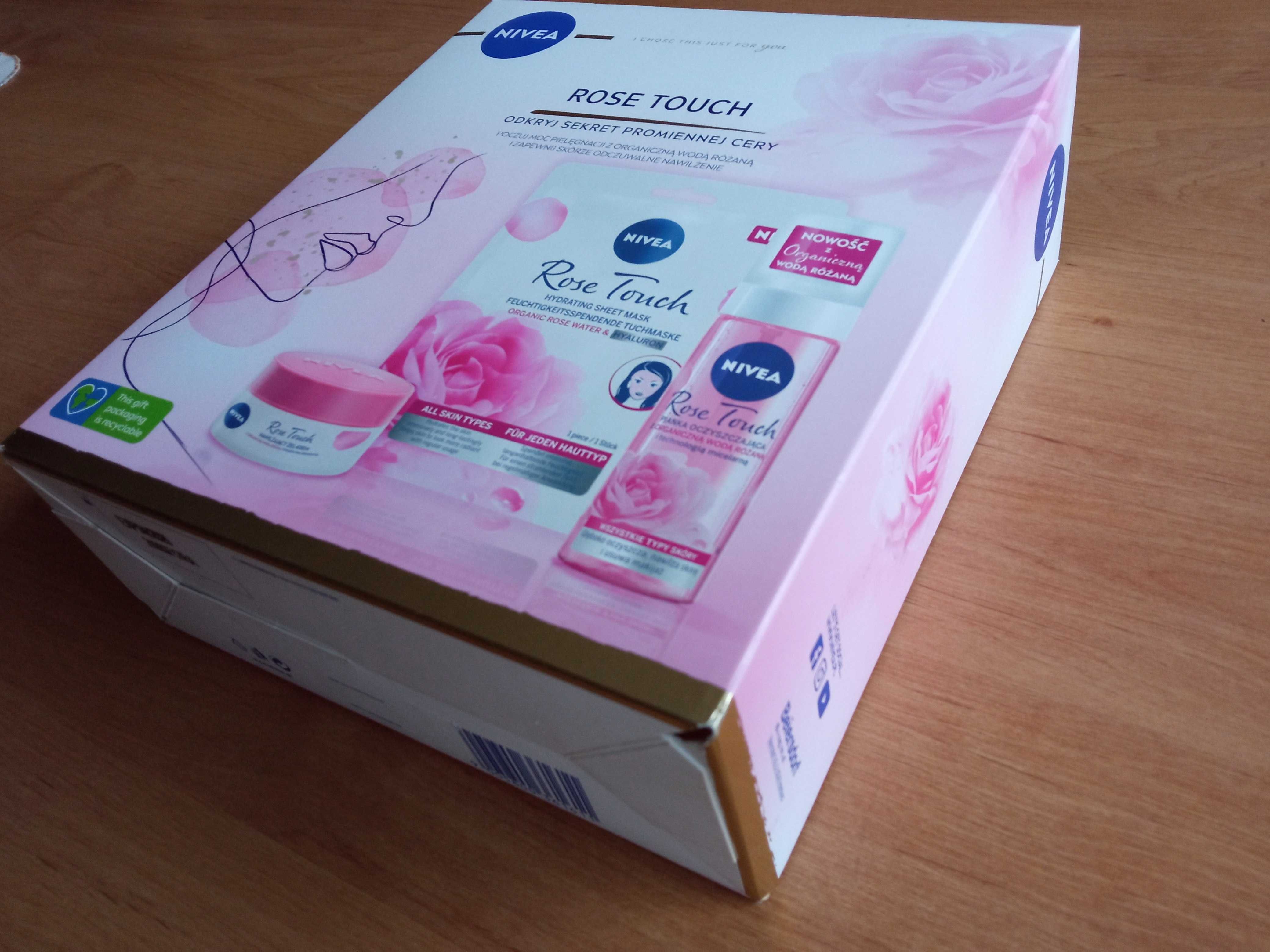 Zestaw kosmetyków. Zestaw Prezentowy Nivea ROSE TOUCH