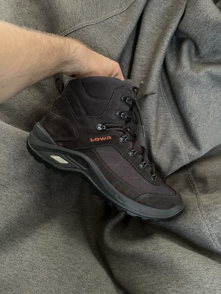 Черевики LOWA TAURUS 2 GORETEX MID трекінгові берці лова оригінал