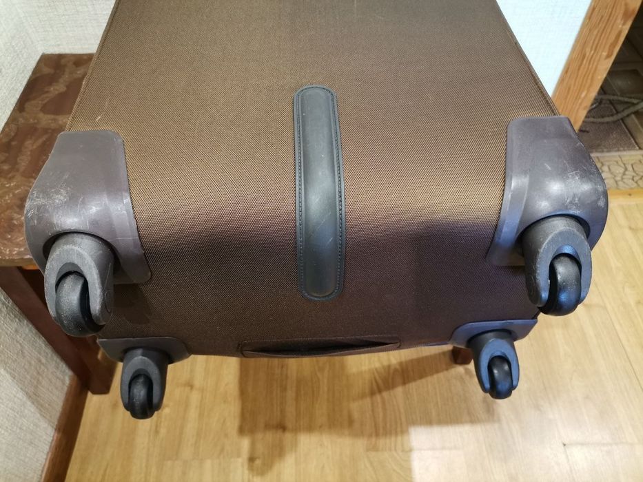 Samsonite 70см валіза велика середня чемодан средний большой