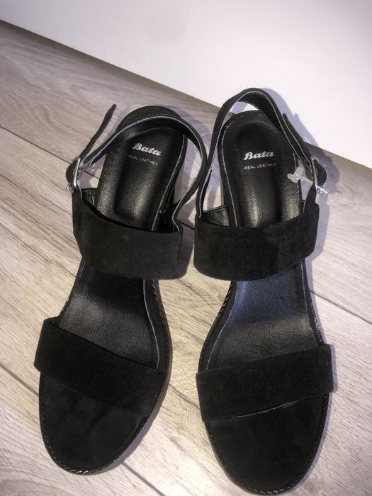 Buty czarne na platformie