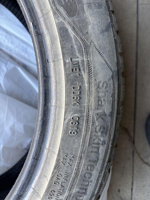 Продам гума (резина) R17 215 55 та 205 55
