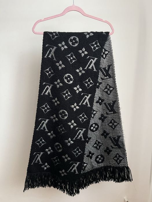 Louis Vuitton czarny klasyczny szalik szal