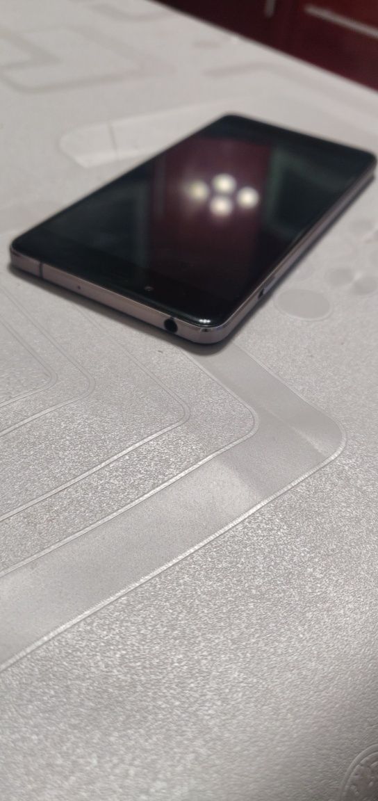 Смартфон OnePlus X 16GB Onyx
