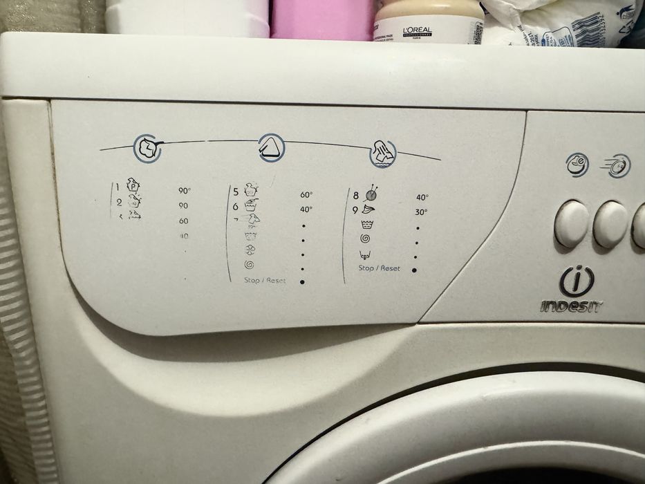 Пральна машина Indesit WS84TX