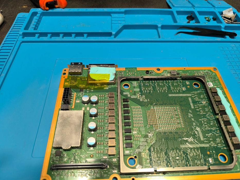 Serwis padów, naprawa konsol i innej elektroniki.