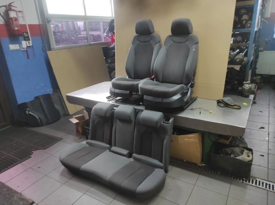 SEAT LEON 2 LIFT FOTELE TAPICERKA SIEDZENIA KOMPLET SPORTY KANAPA WYSYŁKA !!!!