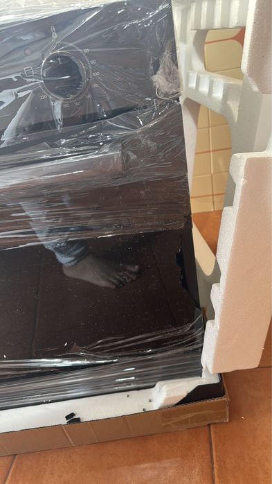 Forno NOVO COM AVARIA, Nunca usado