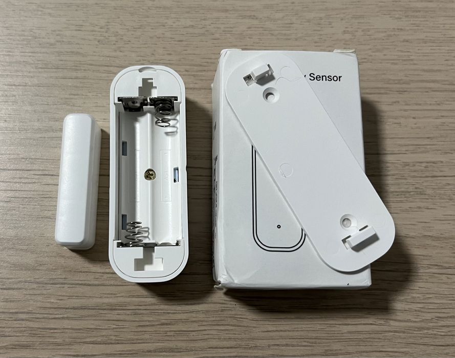 Sensor de porta ou janela Tuya wifi