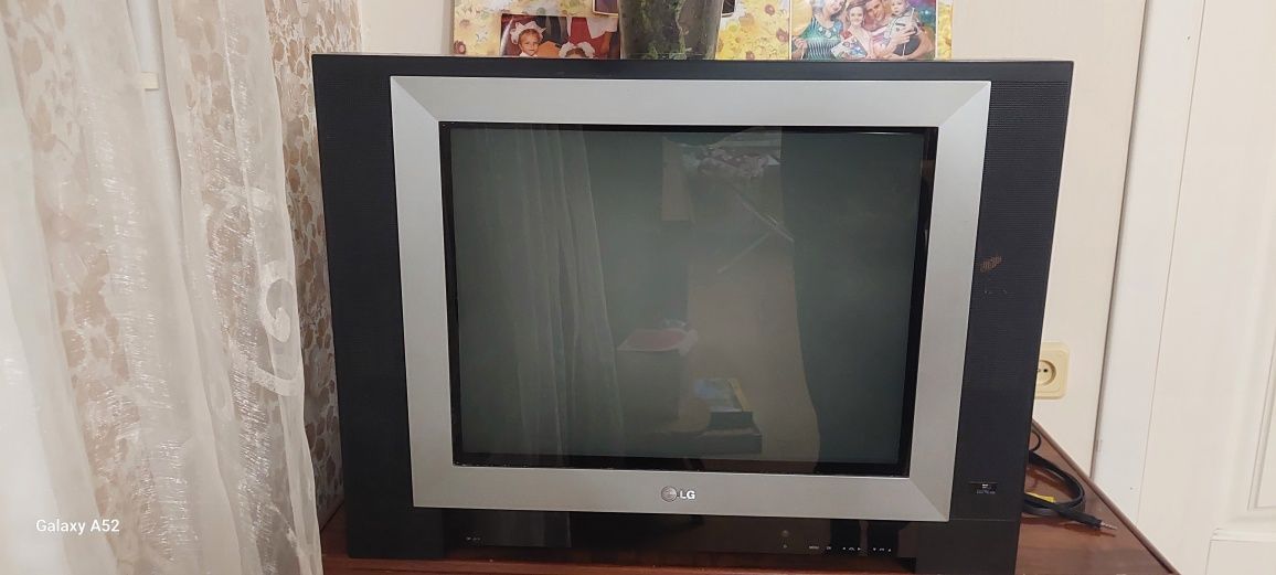 TV LG FLATRON з пультом