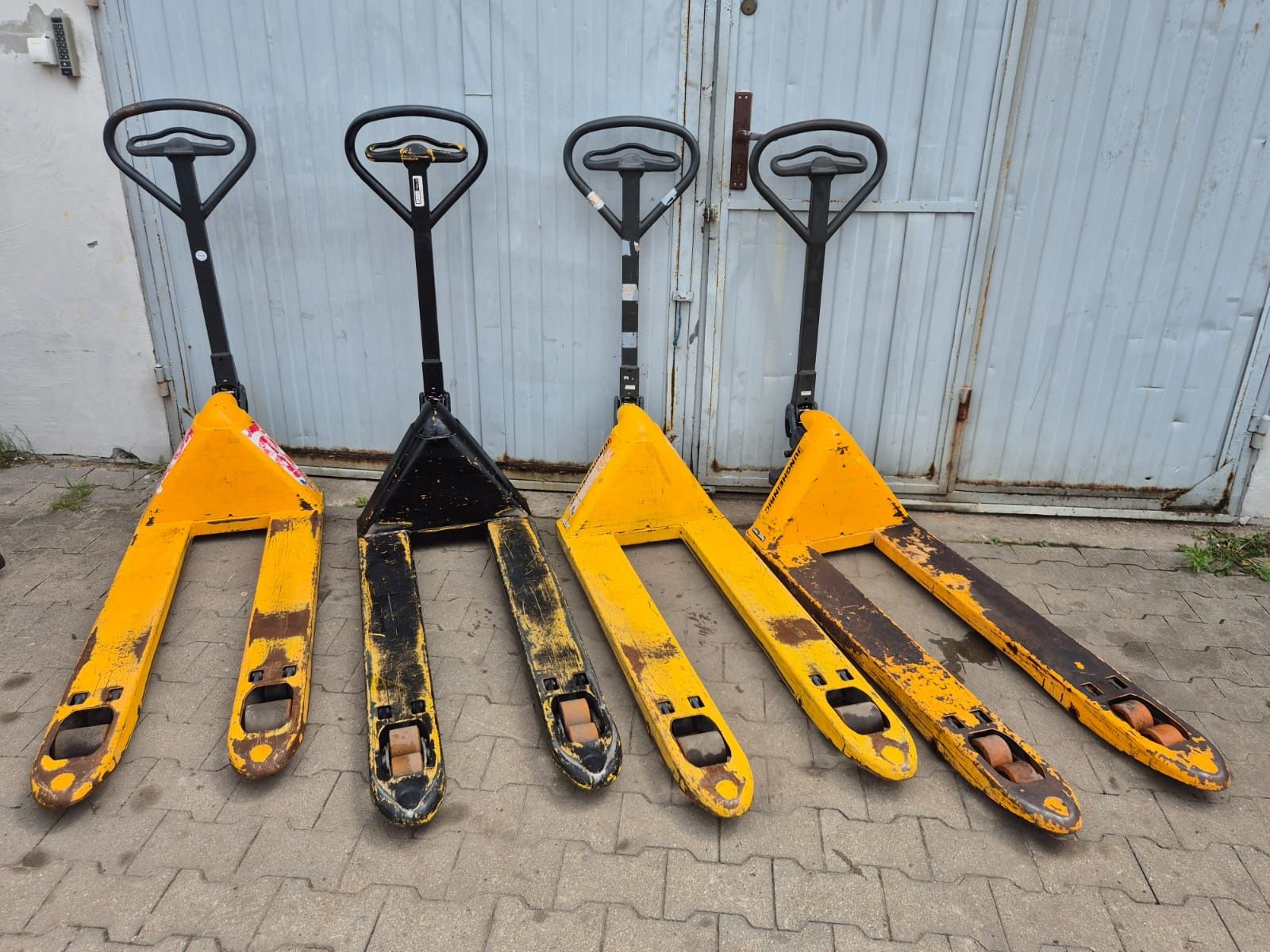 Wózek ręczny paletowy paleciak Jungheinrich 2500 kg