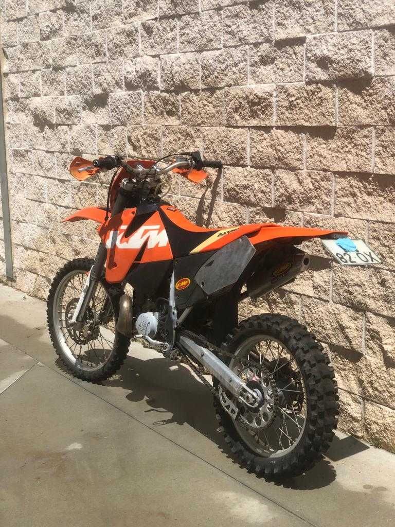 KTM 250 matriculada