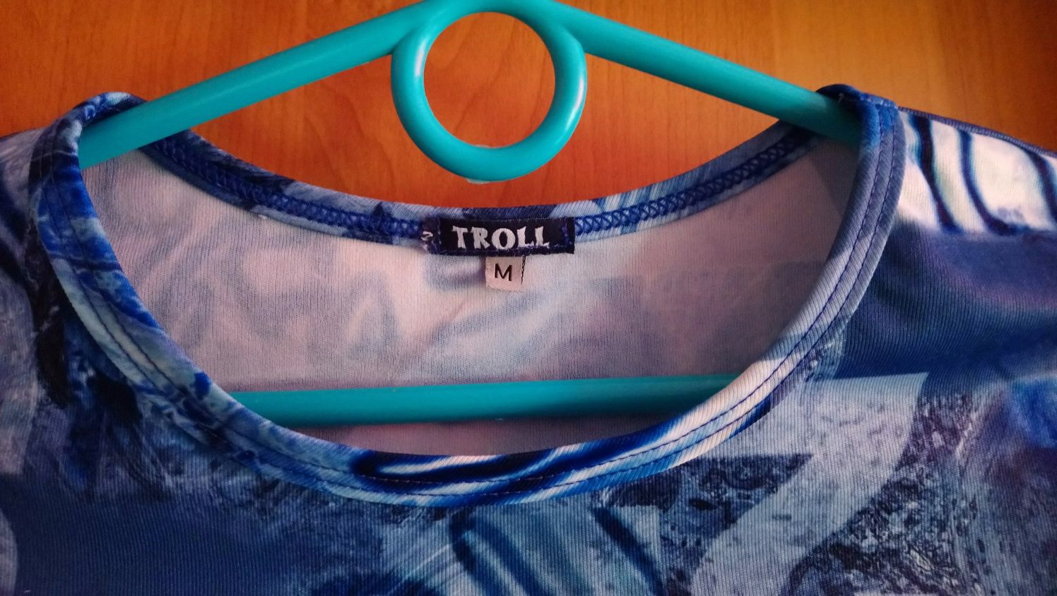 Modna koszulka na lato troll s/m