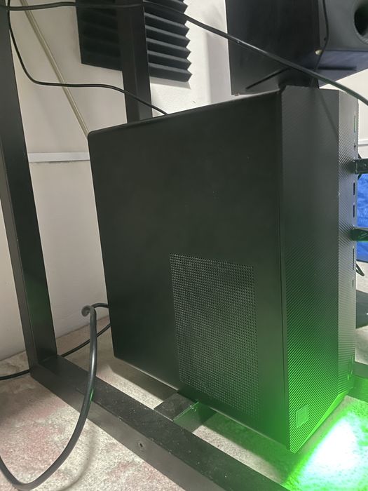 torre GAMING hp tg01